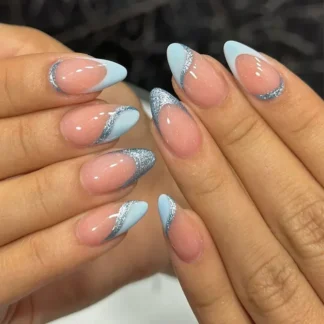 24 Uds. De uñas postizas cortas azules de almendra con diseño Simple, arte de uñas brillante, cubierta completa francesa, puntas de uñas postizas usables para niñas