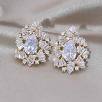 Conjunto de joyería de cobre de lujo para mujer, Pendientes colgantes de abanico de circón, accesorios de fiesta de boda elegantes, nueva moda coreana