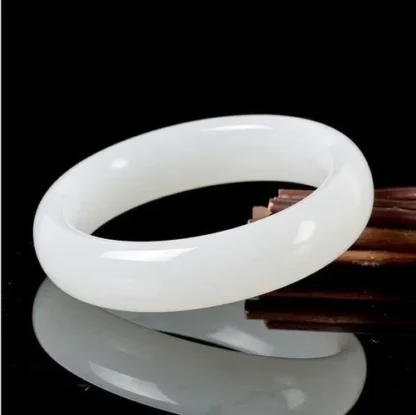 Brazalete de Jade blanco Natural genuino para hombres y mujeres, amuleto de la suerte tallado a mano, accesorios de moda, joyería de dijes, regalos
