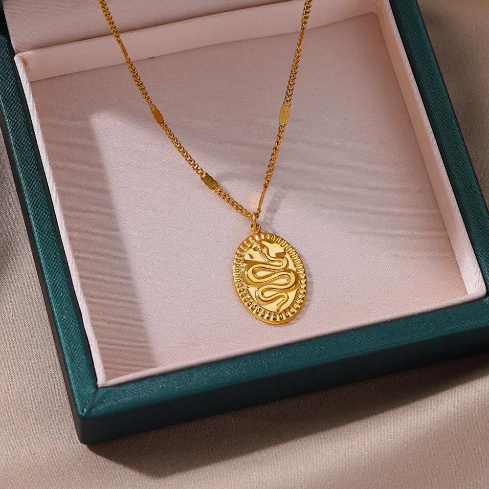 Collar con colgante de serpiente de acero inoxidable 316L para mujer, colgante ovalado de Color dorado, cadena de cuello, joyería Vintage, regalo de cumpleaños