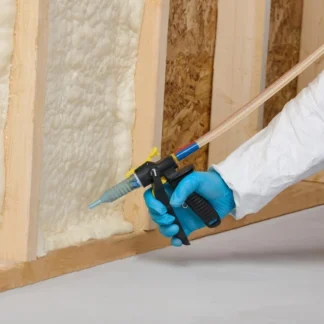 Kit de aislamiento de espuma en aerosol de celda cerrada, manguera de 15 pies, 2 partes, poliuretano, rendimiento hasta 650 pies de tablero, fórmula baja mejorada de GWP