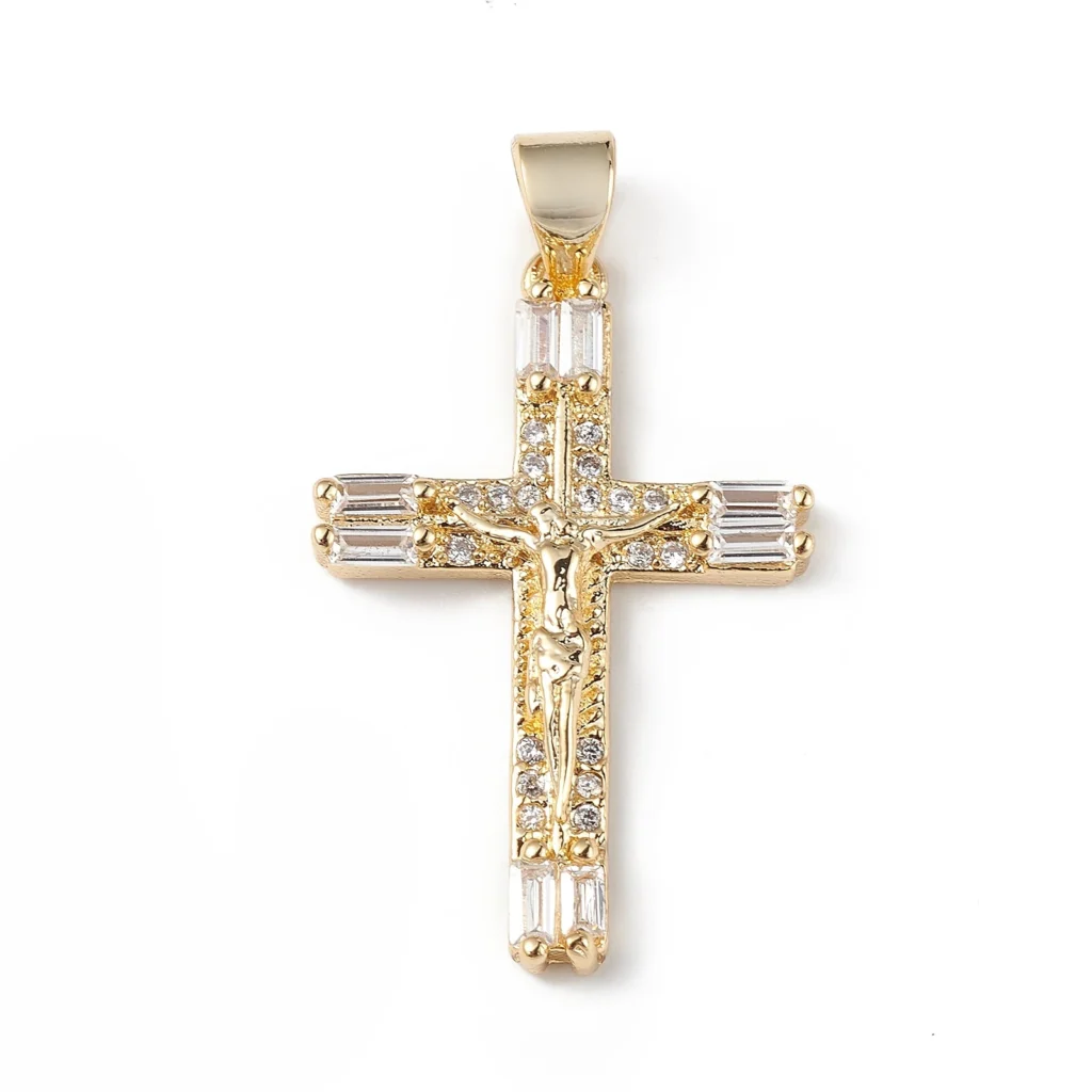 Estante chapado en latón Micro pavé colgantes de circonia cúbica crucifijo Cruz encanto chapado en oro para hacer joyería DIY collar pendiente