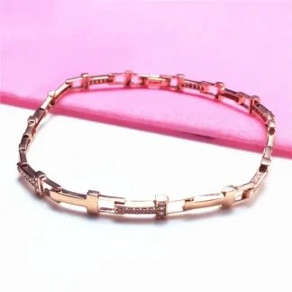 Pulsera con letra T de cristal con incrustaciones de oro rosa de 14 quilates chapada en oro púrpura 585 para mujer, brazaletes clásicos de moda, joyería de boda