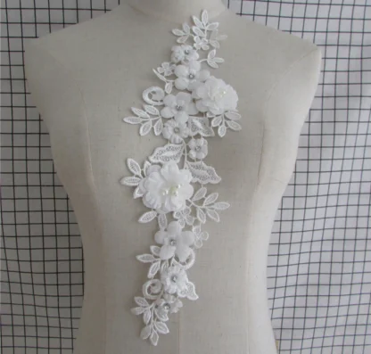 Tela Blanca bordada para decoración de cuello de encaje, suministros de costura, apliques para vestido, manualidades, 1 unidad