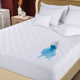 Ropa de cama Utopia, protector de colchón doble impermeable y acolchado, almohadilla de colchón que estira hasta 16 pulgadas de profundidad, ajuste elástico