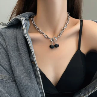 Collar de cereza negra de aleación versátil, pulsera de cereza roja de resina de fruta, Collar de estilo coreano Y2K, cadena para banquete
