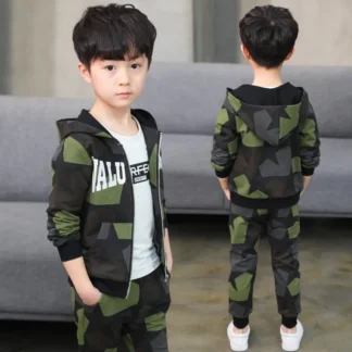 Traje de camuflaje con capucha para niños, conjunto de ropa deportiva informal con cremallera y pantalones, 2 piezas, primavera y otoño, 2023