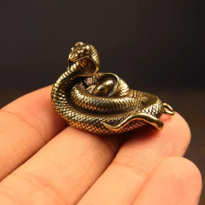 Adorno de serpiente de cobre Retro, decoración de té, miniaturas de mascotas, figuritas de animales antiguos, enredaderas de serpiente de la fortuna, colgante Yuanbao