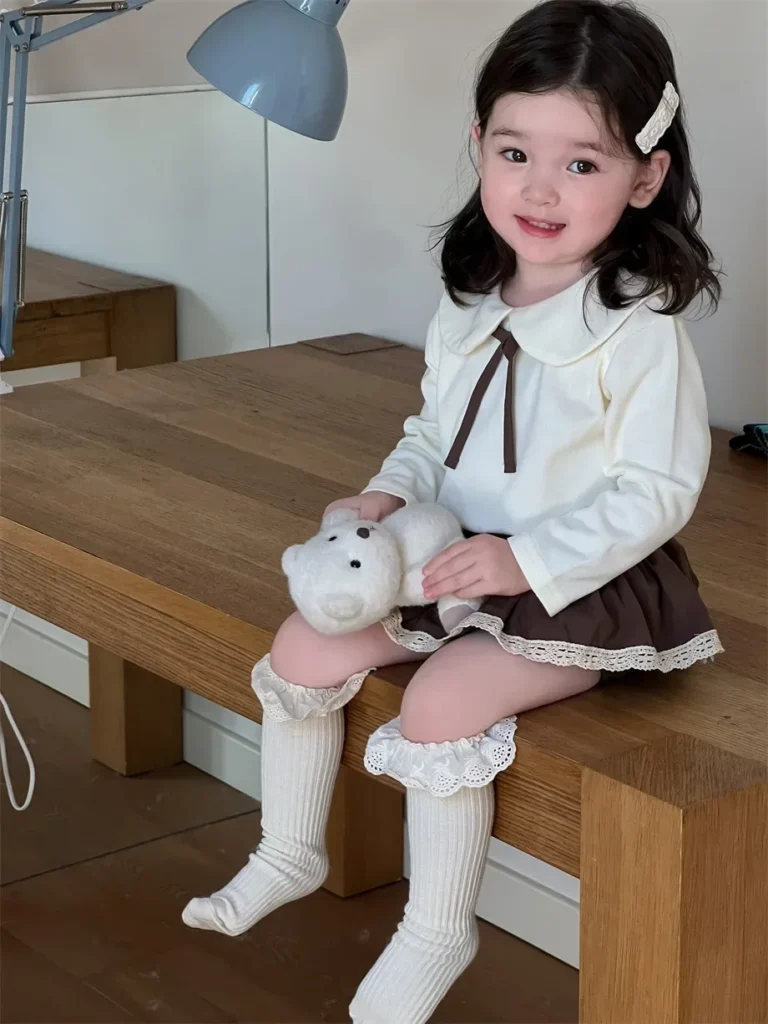 Camisas con solapa de manga larga para niña, Tops con lazo bonito de algodón para niño pequeño, conjunto de pantalones cortos de encaje, trajes para niño 2024