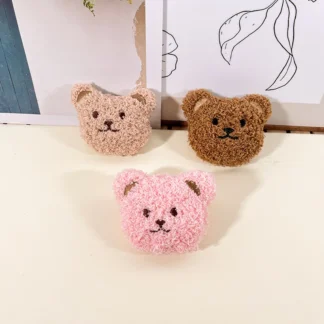 Broche y Pin de muñeco de oso de peluche de dibujos animados Kawaii, Pin decorativo de muñeco de oso de peluche Animal para bolso, mochila, regalo de Navidad
