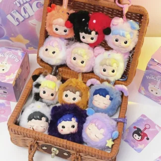 Genuino 2025 en Stock Hacipupu Constellation Series caja ciega muñecas de vinilo lindos artículos de moda llavero colgante regalos de cumpleaños para niñas