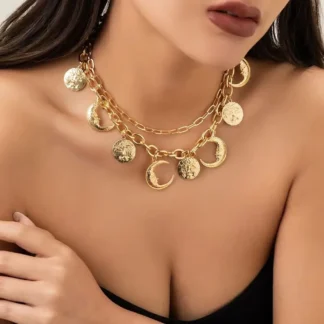 Collar multicapa de moda de lujo, cadena geométrica de Metal dorado para clavícula, joyería para mujer, gargantilla elegante de vaquera, regalo