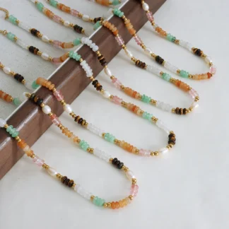 Collar de perlas de agua dulce para mujer, cadena de cuentas de piedra Natural colorida, joyería bohemia de moda, regalo para niña, venta al por mayor