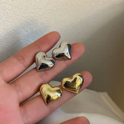 Pendientes minimalistas de Color plateado para mujer, aretes con forma de corazón de amor, accesorios de joyería elegantes para novia de boda