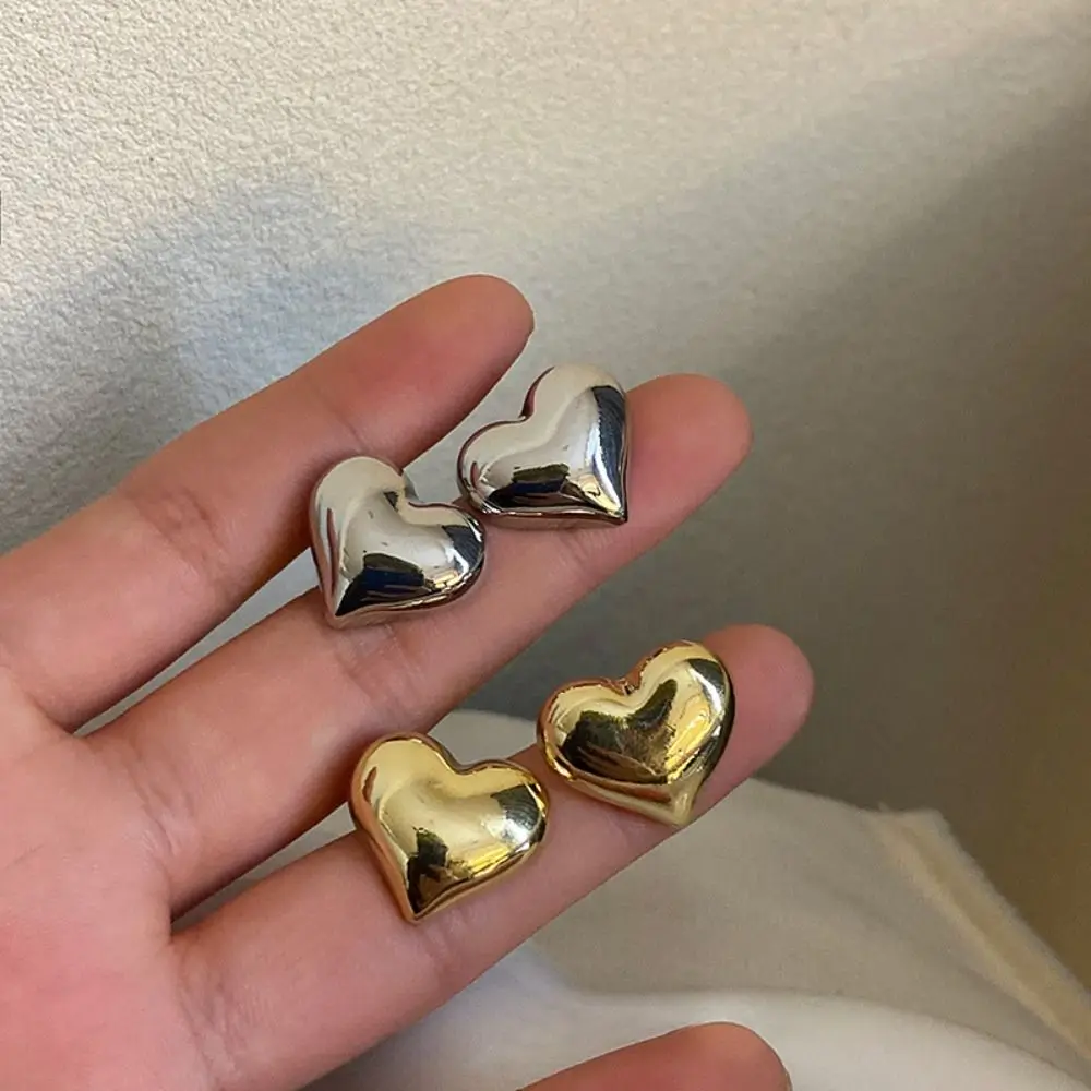 Pendientes minimalistas de Color plateado para mujer, aretes con forma de corazón de amor, accesorios de joyería elegantes para novia de boda