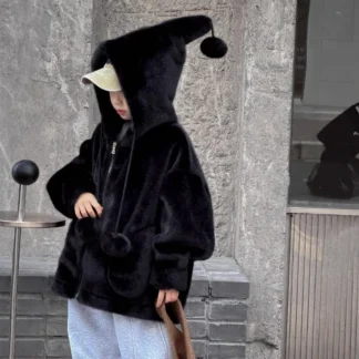 Abrigo para niños, ropa de invierno para niños, estilo coreano, pelo de visón de imitación, sombrero de bruja, capa de piel, un abrigo informal Simple 2024