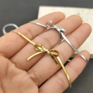Collar con lazo en espiga, joyería coqueta, gargantilla de cinta de acero inoxidable, collares para mujeres y niñas, regalo de fiesta, dije de cadena de serpiente