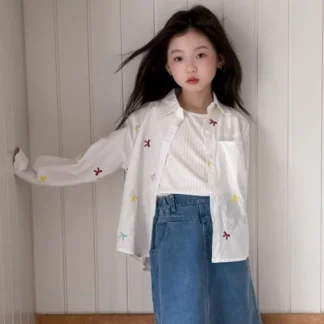 Camisa de manga larga para niñas, ropa para niños, Top bordado con lazo de dibujos animados, camisa grande para niñas, primavera 2025
