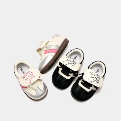 Zapatos de moda para niñas, nuevos zapatos informales de primavera para niños, zapatos de suela blanda para niños, zapatos antideslizantes para bebés, zapatos deportivos simples para niñas
