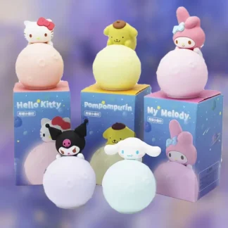 Sanrio personajes Luna luz nocturna Lunar Kuromi Hello Kitty sorpresa bolsa ciega regalo juguete modelo Anime figura coleccionar adornos