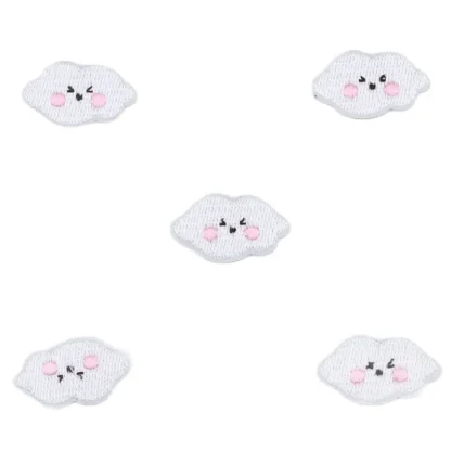 10 Uds. Parches bonitos de nube DIY parche de dibujos animados para ropa pegatina niños niño niña camiseta vestido bolsos zapatos parches bordados