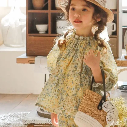 Camisa de algodón con encaje de siete pulgadas y pantalones casuales Ropa para niña pequeña