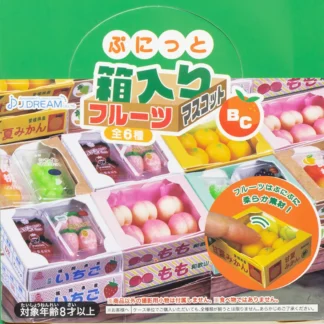 J.DREAM Gashapon juguetes caja ciega de moda Mini caja de cartón de frutas colgantes llaveros recoger accesorios de figuras de acción en miniatura