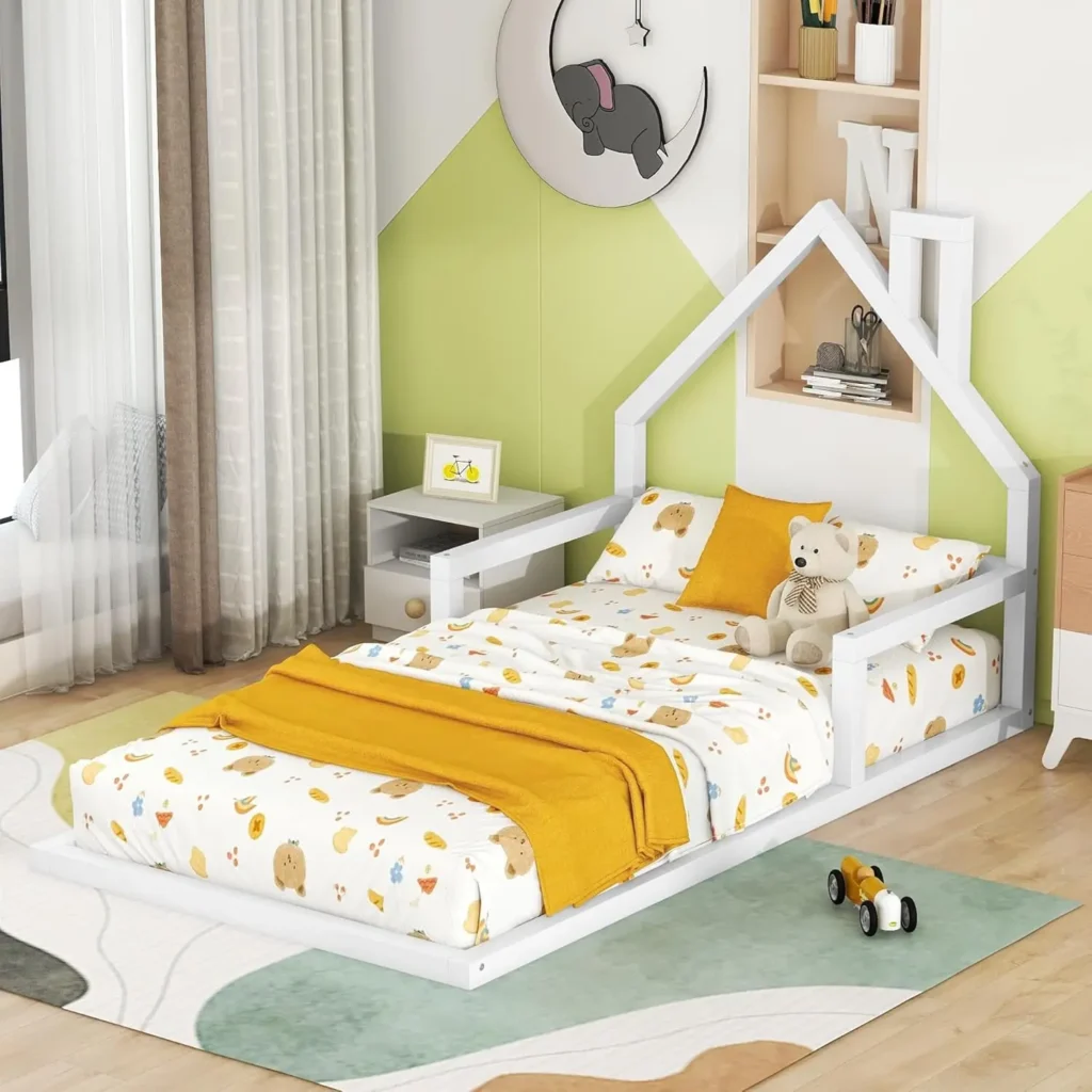 Cama de suelo para niños, cama Montessori de tamaño doble con cabecero y barandillas en forma de casa, cama de casa de madera con listones para niños y niñas,