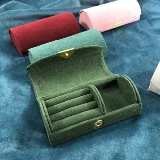 Caja de almacenamiento de joyas portátil de terciopelo, organizador de joyas de anillo, pendientes, collar, vitrina arqueada, caja de embalaje de joyería de viaje
