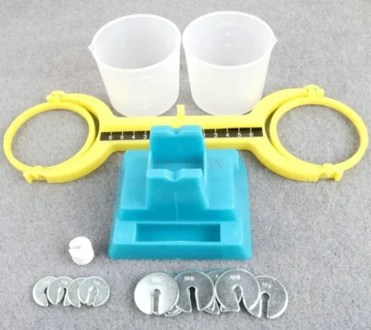 1 Juego de balanzas simples para estudiantes, equipos científicos experimentales, instrumentos de enseñanza, balanzas de plástico con pesas