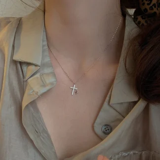 collares de moda 2022 mujer colgantes one piece gargantilla mujer Collar con colgante de Cruz de circón Para Mujer, joyería creativa de moda coreana, Color dorado y plateado, cadena de clavícula, Collares Para Mujer