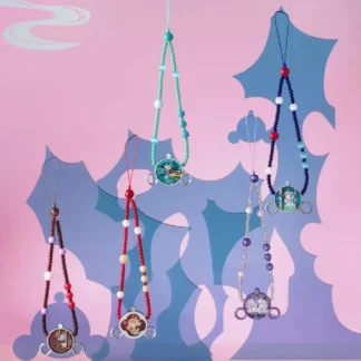 En Stock, caja ciega genuina de la serie Skullpanda The Mirage, cadena para teléfono, juguete de tendencia a la moda, caja Mystey para niñas, regalo personalizado único