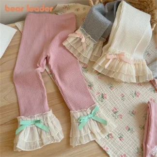 Bear Leader primavera y otoño nuevos pantalones casuales para niñas empalme de encaje calzoncillos con lazo versión coreana ropa dulce para niños