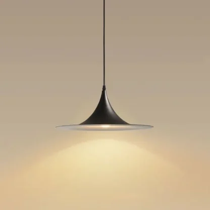 Platillo volador minimalista, candelabro de habitación de comedor de un solo cabezal, moderno, sencillo, nórdico, para dormitorio, estudio, cafetería, bar, blanco y negro