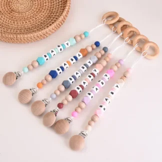 Clips para chupetes de bebé con nombre personalizado, anillo de madera, juguetes para la dentición, soporte para pezones, cadena de silicona, accesorios sin BPA, 2 uds.