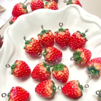 Colgante de fruta con limitación de resina, dijes de fresa para marcar joyería, pendientes Diy, tocados, Clip para el pelo, pulseras, 5 uds.