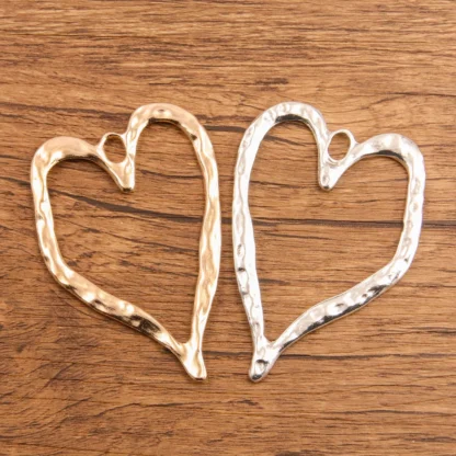 2 uds 55*79mm 2 colores huecos corazones grandes dijes geometría Irregular colgante aleación de Metal DIY collar pulsera pendientes marcado