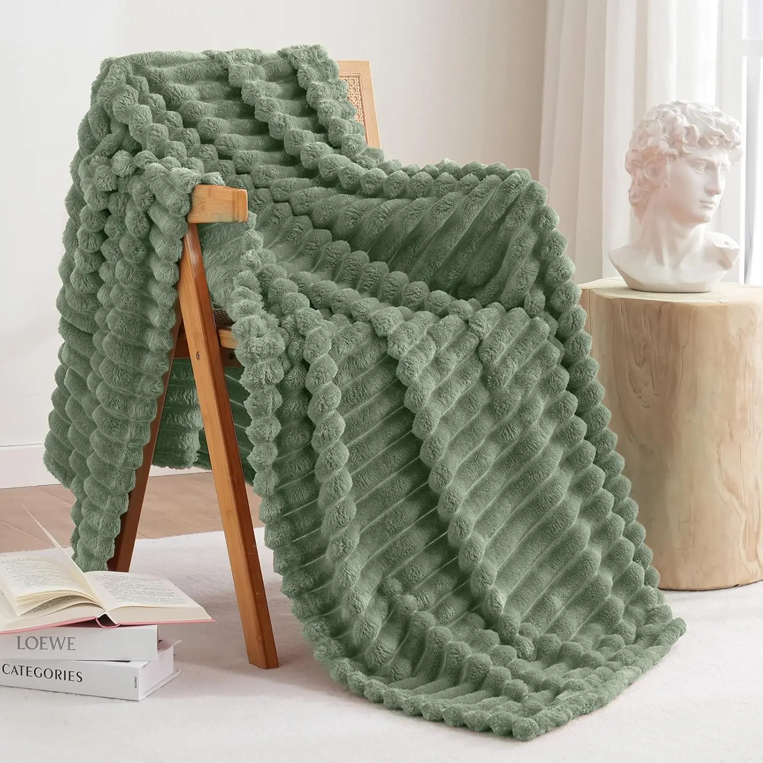 Manta de franela a rayas de color liso para niños y adultos, manta supersuave y cálida de 300gsm, adecuada para sofá, todas las estaciones