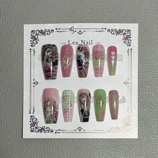 Lea.Nail Uñas a presión inspiradas en el anime: arte degradado rosa y verde con diseños de corazones, florales y de anime |   Acentos 3D listos para cosplay