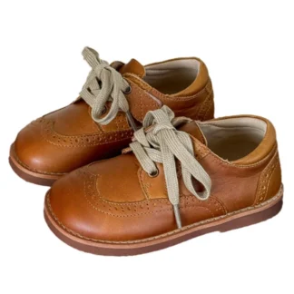 2025 nuevos zapatos de cuero de primavera para niños, zapatos individuales de cuero genuino de estilo británico para niños, zapatos de moda para chicas de suela blanda