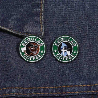 Alfileres esmaltados de café Regular de Anime de dibujos animados, accesorios, broches de Metal, insignia decorativa de solapa para Halloween, regalo de joyería para amigos
