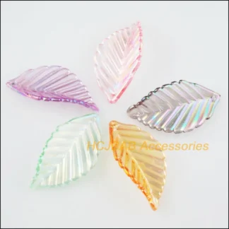 30 Uds. Colgantes de dijes de hojas curvadas de plástico acrílico mezclado 18,5x35mm