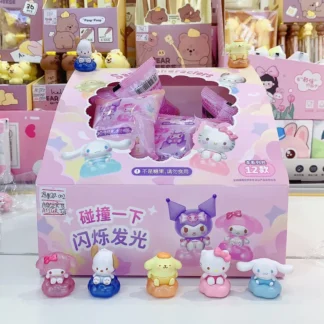 Mini Hello Kitty lindo grano Wa Yi Ángel bebé Kuromi muñeca de juguete de moda perro Yugui adorno de escritorio juguetes para niños regalo de novia