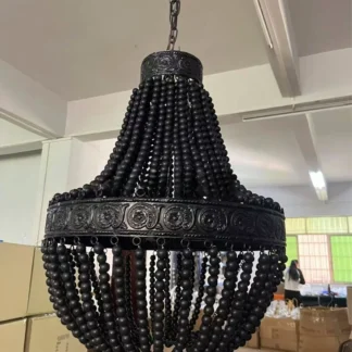 Lámpara colgante hecha a mano con cuentas de madera negra de estilo bohemio para sala de estar, comedor y dormitorio