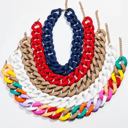 Nuevos collares gargantilla de cadena ancha de acrílico mate colorido para mujer, Collar grueso de resina bohemia llamativo, joyería de moda