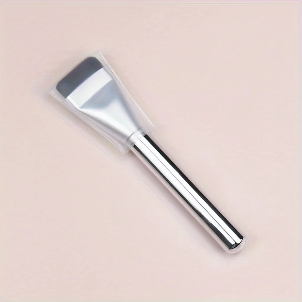 Brocha para base multiusos: cerdas de nailon, piel impecable, mango ergonómico, apto para viajes