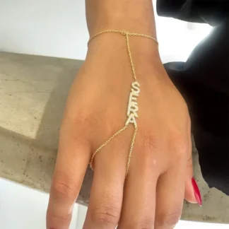 Pulsera chapada en oro de 18 quilates con nombre personalizado, joyería con letras de circón, colgante triangular a la moda para mujer, regalo de lujo para fiesta, aniversario conmemorativo