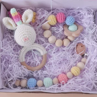 Juego de regalo para recién nacido, juguete de sonajero para bebé, Clip de chupete con mordedor de ganchillo, adecuado para bebés de 0 a 12 meses, QX2D, 3 uds./Set