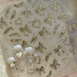 Pajarita metálica elegante, pegatina 5D para decoración de uñas, lazo en forma de corazón, decoración autoadhesiva Simple brillante, calcomanía para manicura DIY