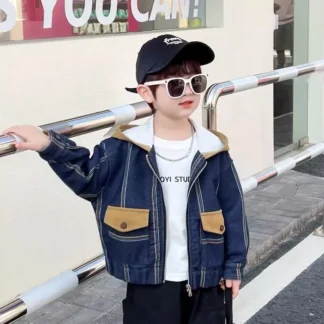 Chaqueta vaquera de niño con velve.